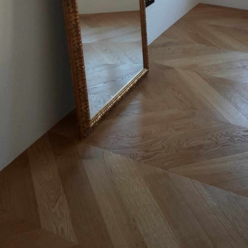 Stock di magazzino 55 cp parquet aa2 spina ungherese rovere select spazzolato oliato naturale, 860x135x14mm Parquet spina francese