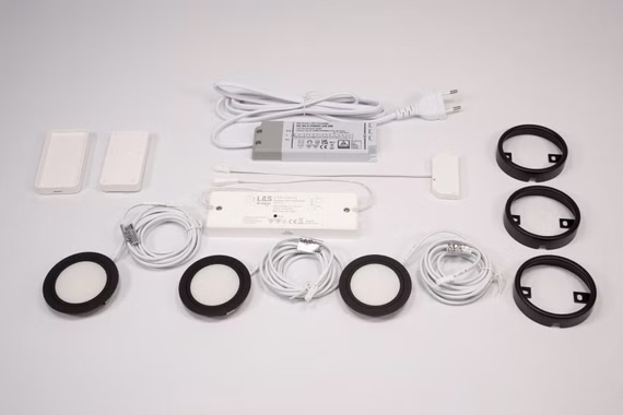 L&S CHIP58 3er Set schwarz– Dimmbare Zigbee Leuchten mit Memory-Funktion