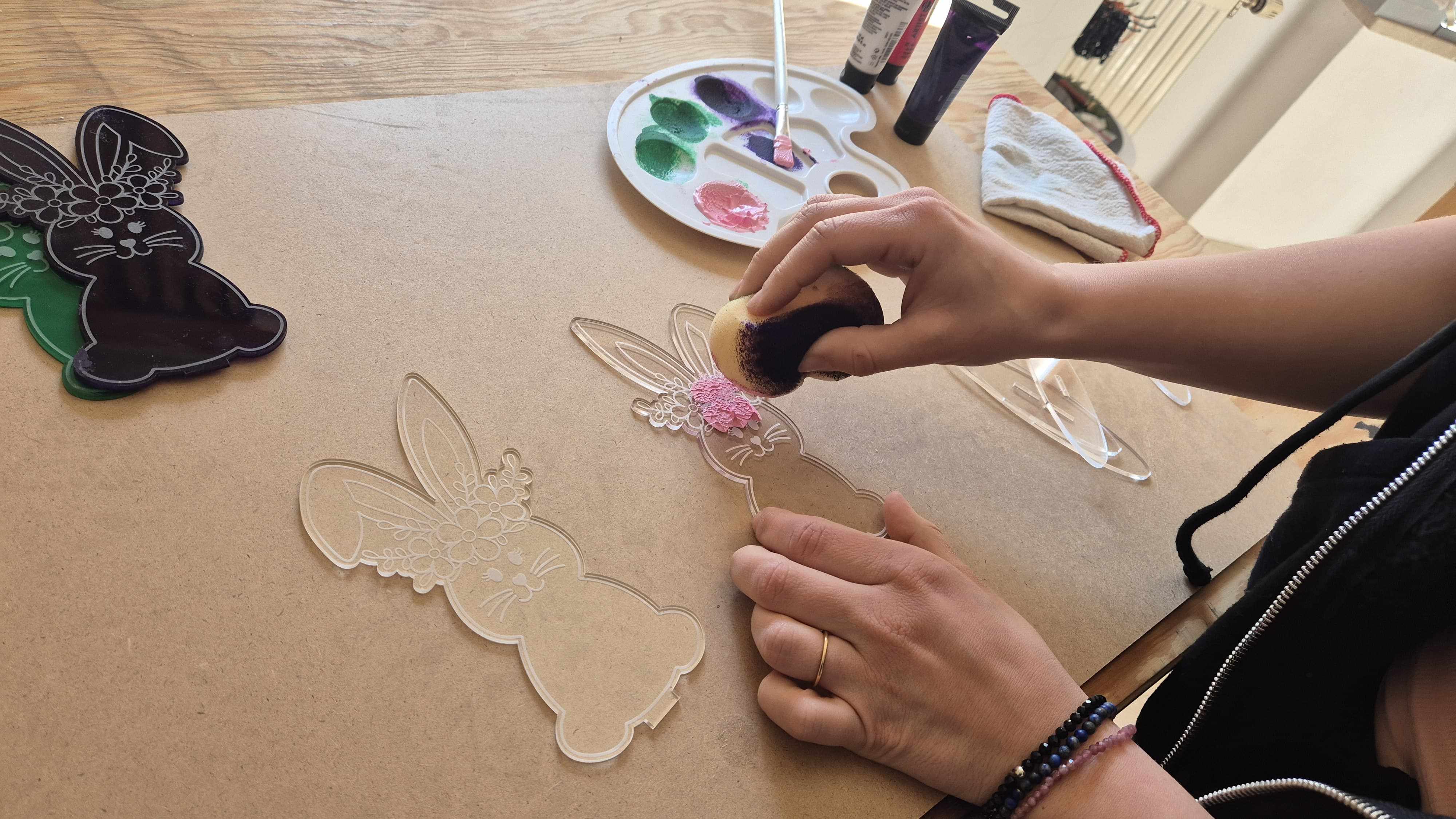 DIY ACRYLGLAS GUIDE: Färben, Biegen & Gravieren | ENCUMA