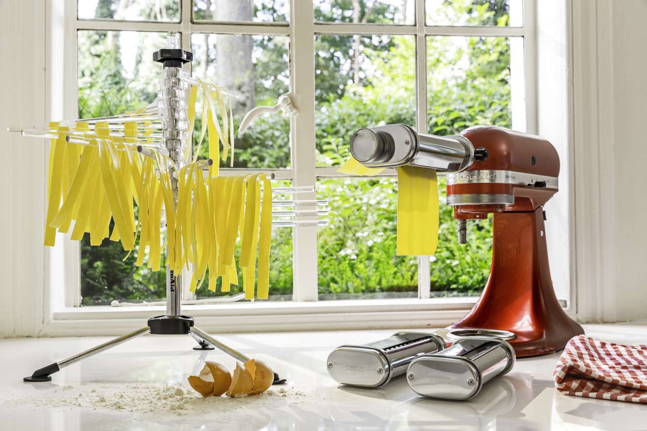 Bundle KitchenAid Nudelvorsatz mit 3 Walzen 5KSMPRA und GEFU Pastatrockner-Default