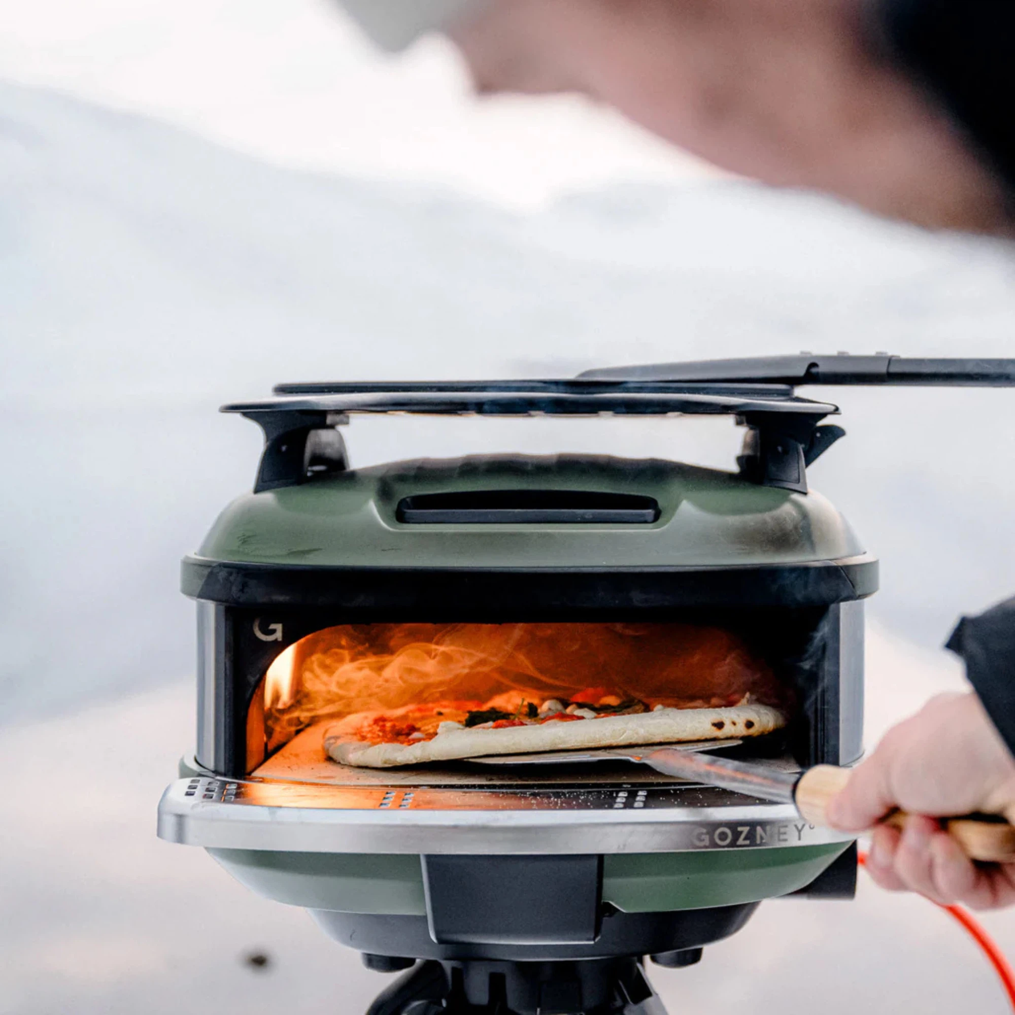 Gozney Tread Pizzaofen + Transporttasche + Roof Rack-Olivgrün