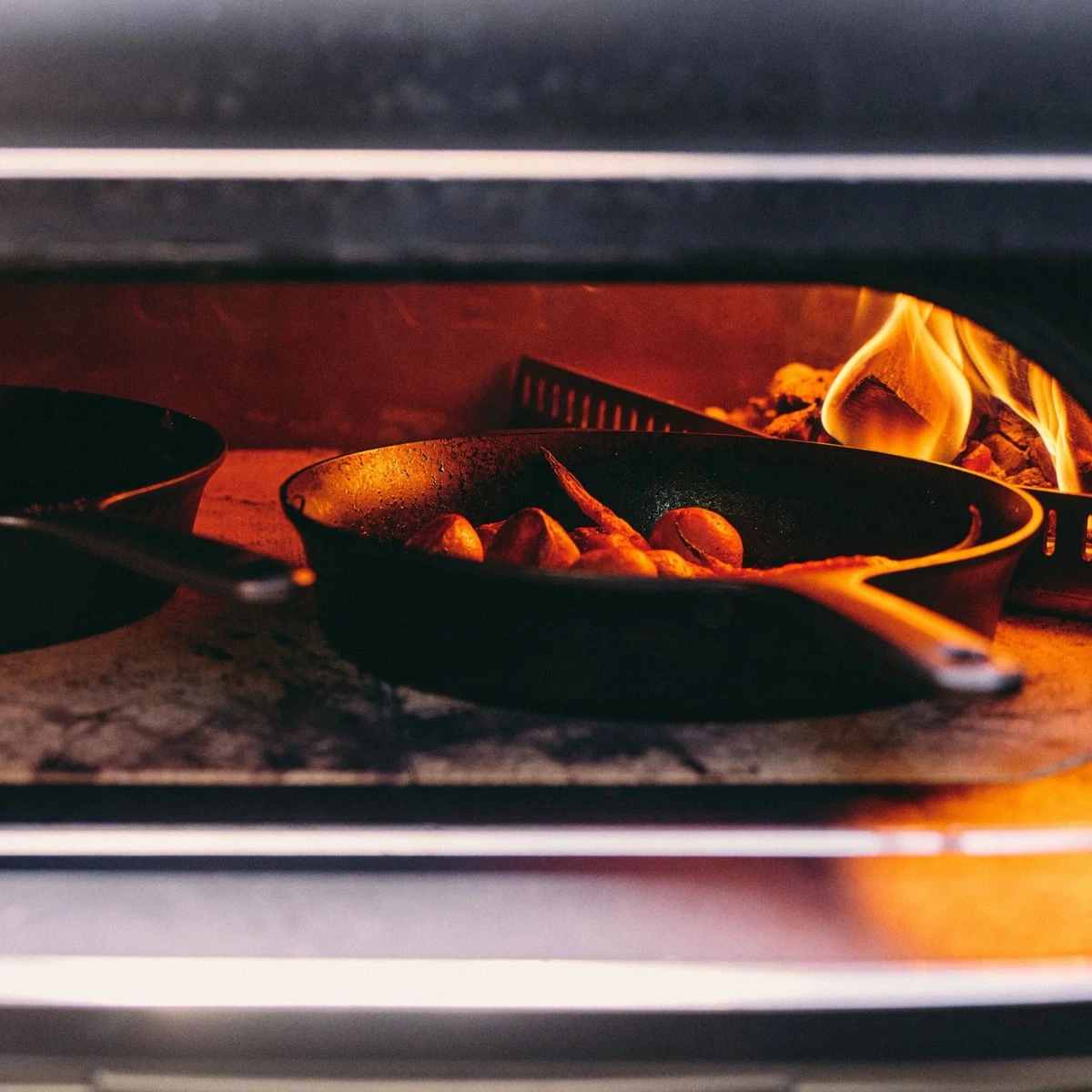 Gozney Dome XL Pizzaofen + gratis Woodfire Set-Crème