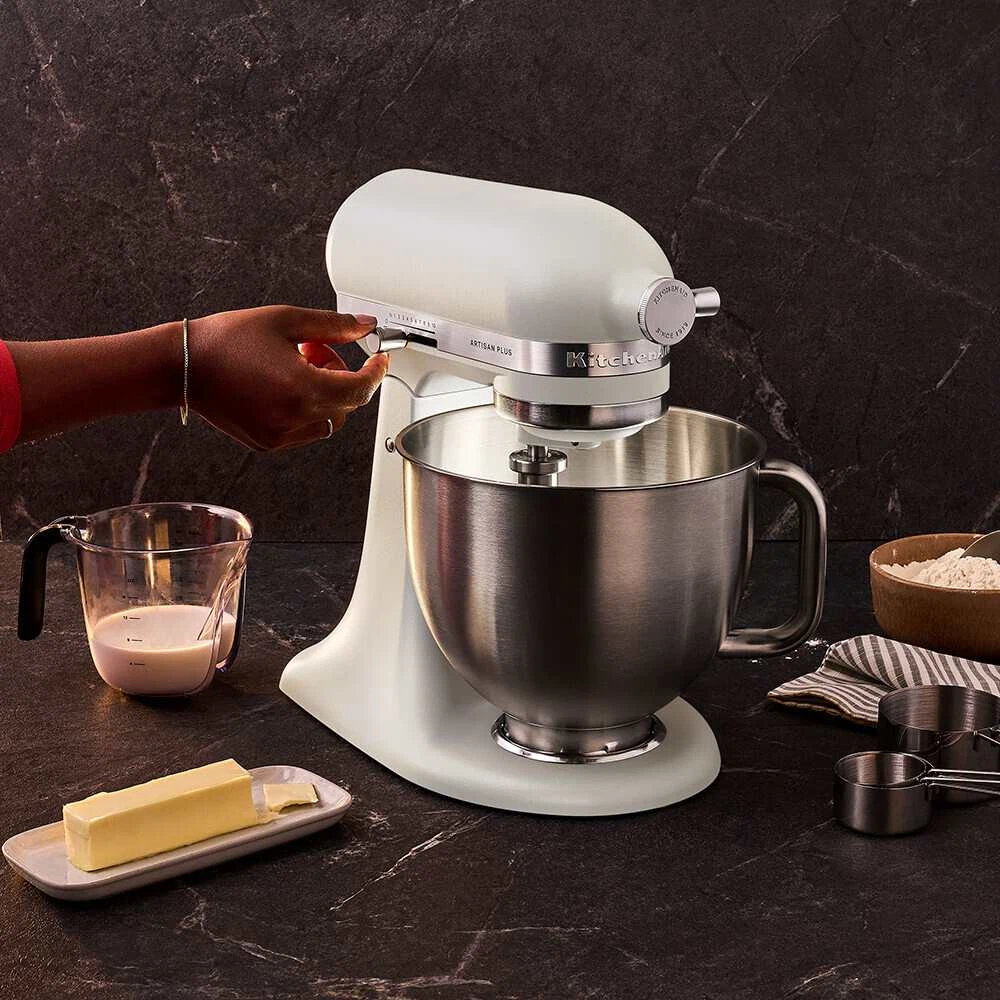 KitchenAid 4,7L 5KSM50PKVE Küchenmaschine - Artisan Plus mit GRATIS Glasschüssel-Porcelain White