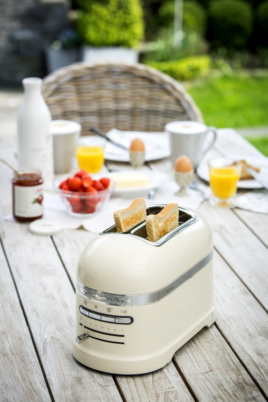 KitchenAid 2-Scheiben Toaster Artisan 5KMT2204-Crème