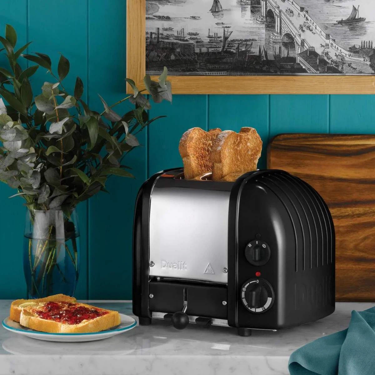 Dualit Toaster Paket 3, 2er Toaster mit zwei Sandwichzangen und GRATIS Brötchenaufsatz-Matt Schwarz
