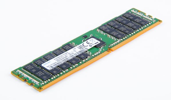 SAMSUNG 32GB DDR4 RAM Modul | Servershop24.de