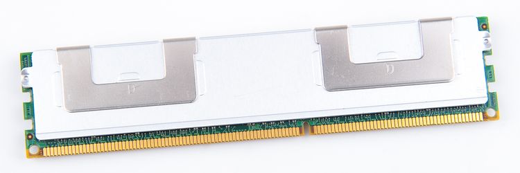 Samsung 4GB 2Rx4 PC3-10600R DDR3 Registered Server-RAM Modul REG