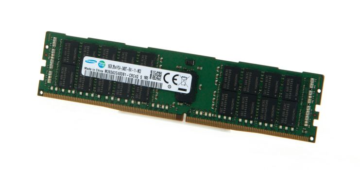 middle size zoom image