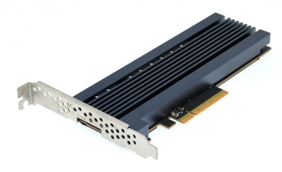 middle size zoom image