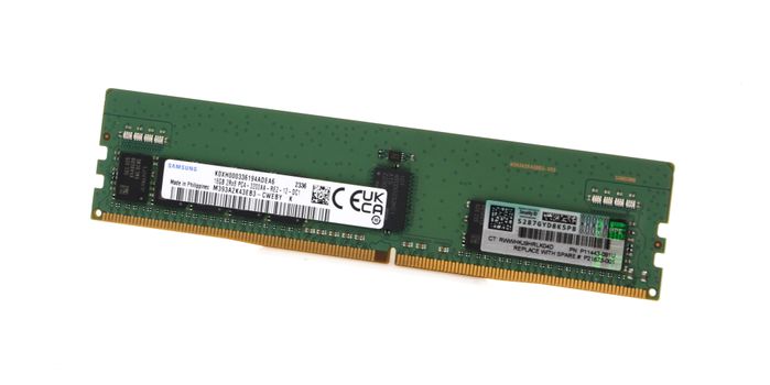 middle size zoom image