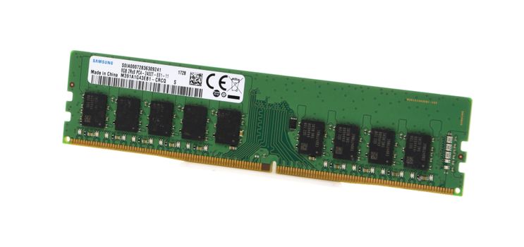 middle size zoom image