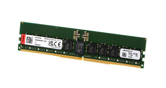 middle size zoom image