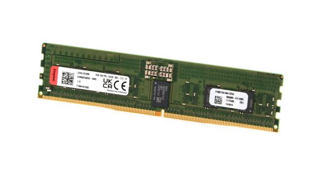 middle size zoom image