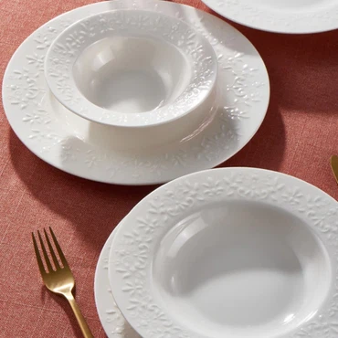 GÜRAL Dilruba creme Tafelservice, 18-tlg., 6 Personen, Porzellan, mit Reliefmuster