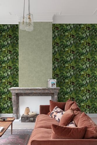 Non-woven wallpaper leaf pattern tropics green black A58601