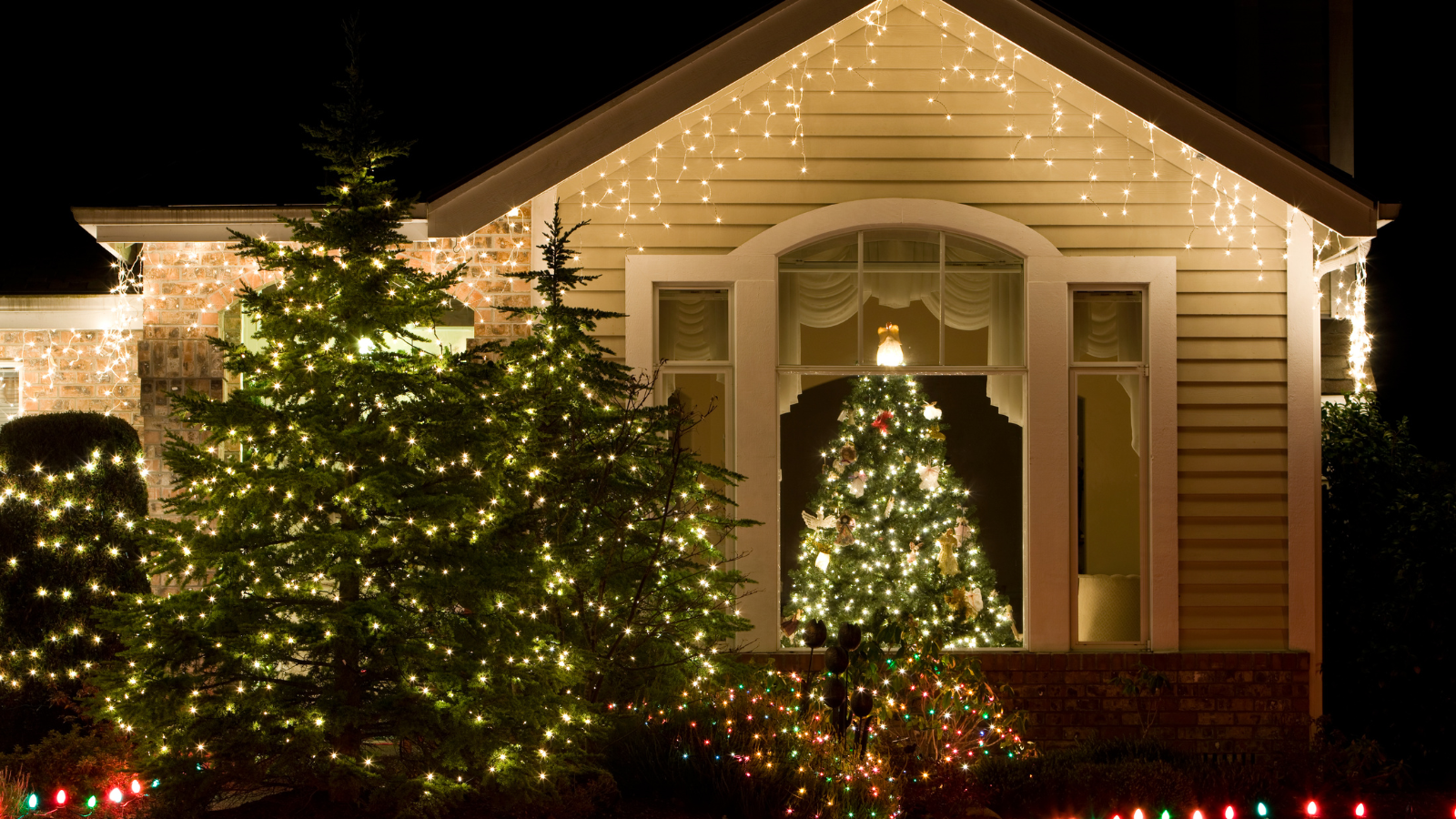 Winterlicher Außenbereich mit HEXIM Produkten