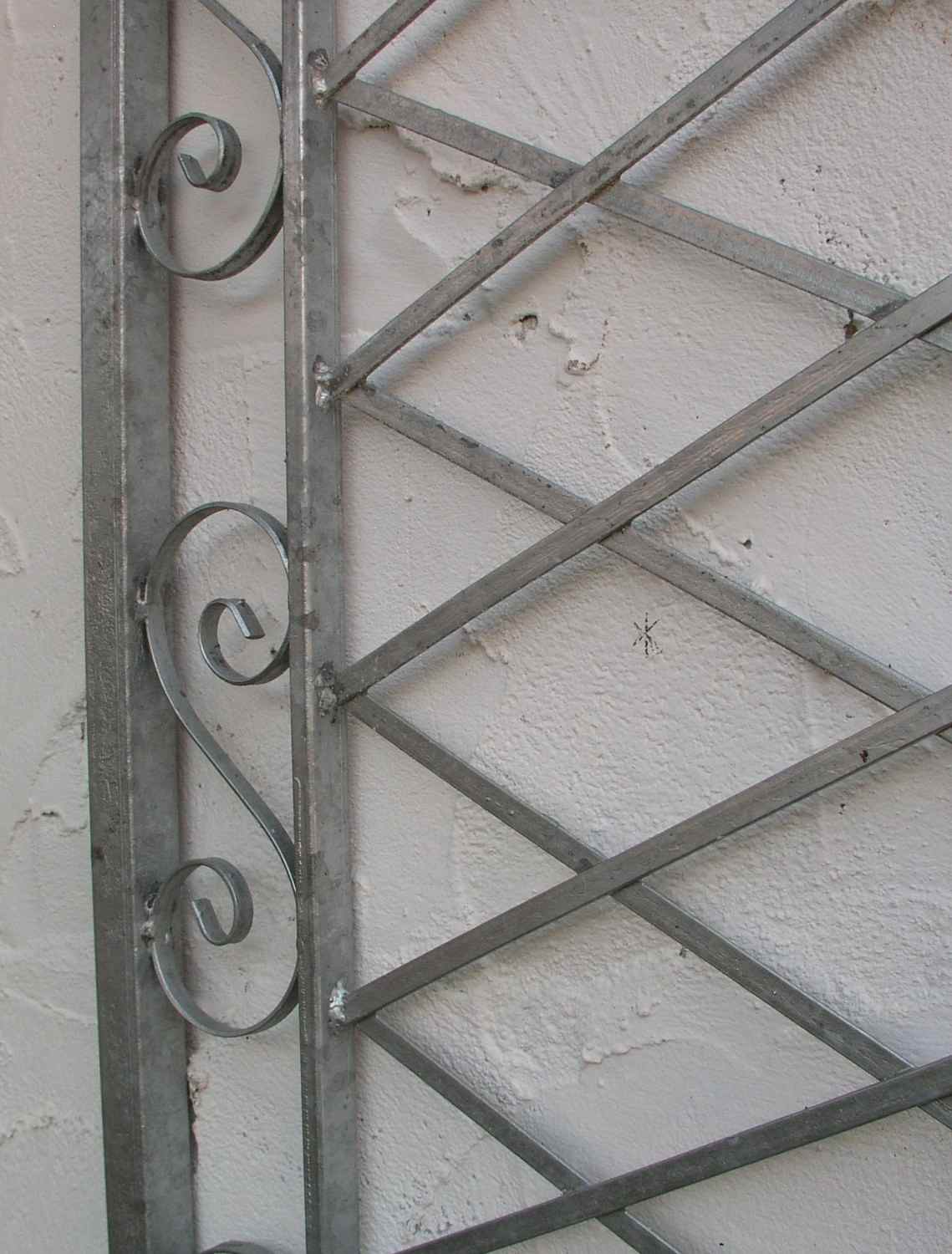 Schweres Rankgitter Spalier Rankhilfe Wandgitter San Marco 100 Feuer Verzinkt Schweres Rankgitter Spalier Rankhilfe Wandgitter San Marco 100 Feuer Verzinkt