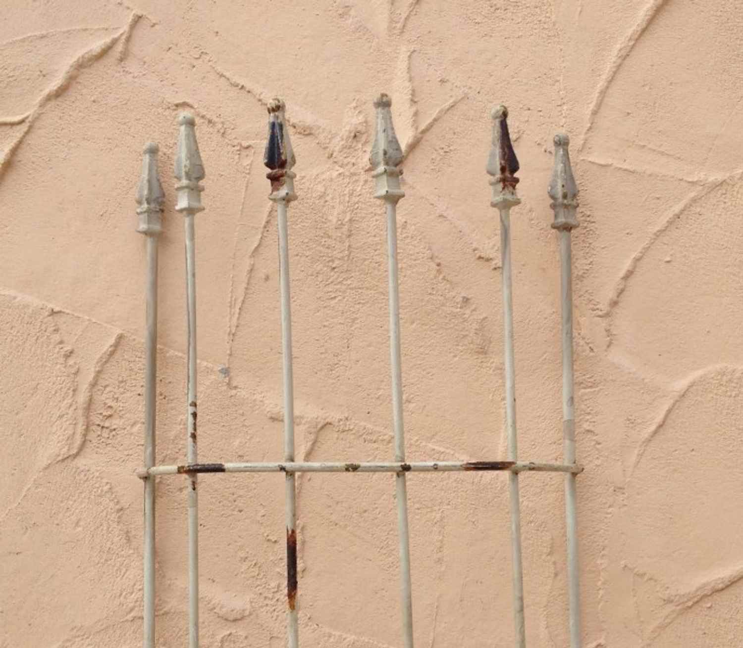 Rankgitter Spalier Rankhilfe Fallrohr halbrund Pisa shabby Antik weiss Rankgitter Spalier Rankhilfe Fallrohr halbrund Pisa shabby Antik weiss