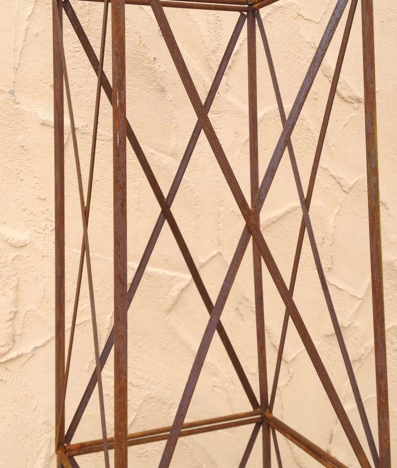 Moderner Rankstab Rankhilfe Obelisk Rosenstab Clematis Alina XXL 260 ROST Riesig Moderner Rankstab Rankhilfe Obelisk Rosenstab Clematis Alina XXL 260 ROST Riesig