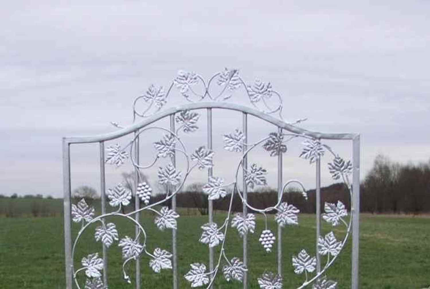 Rankgitter Spalier Rankhilfe Bachus-SBRG 100/200 Feuer Verzinkt Rankgitter Spalier Rankhilfe Bachus-SBRG 100/200 Feuer Verzinkt