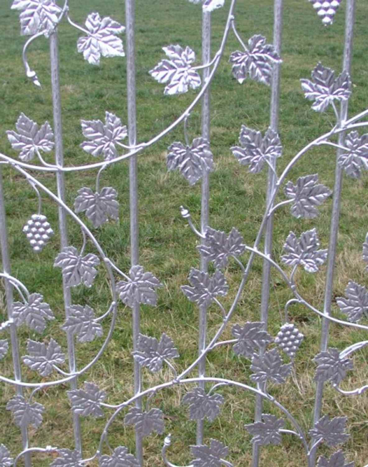 Rankgitter Spalier Rankhilfe Bachus-SBRG 100/200 Feuer Verzinkt Rankgitter Spalier Rankhilfe Bachus-SBRG 100/200 Feuer Verzinkt