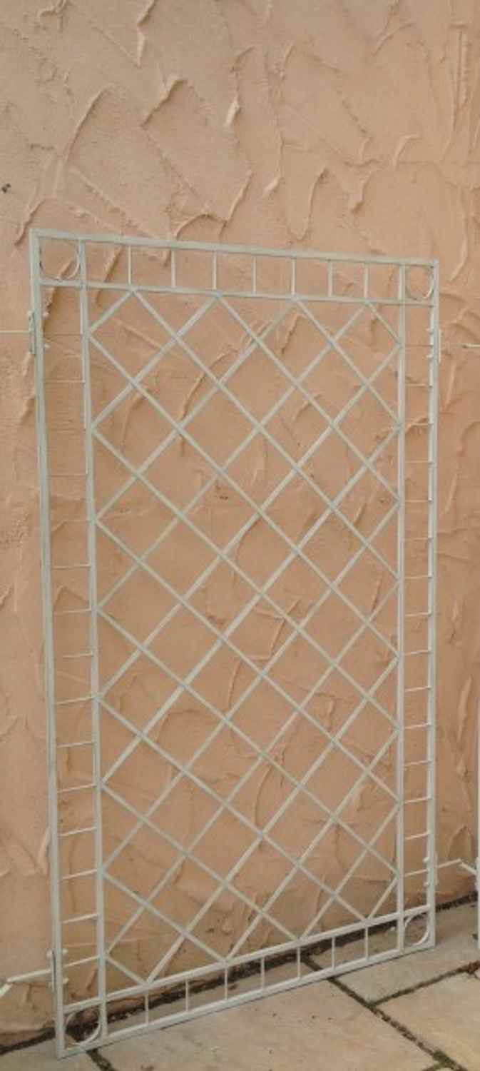 Metall Eisen Rankgitter Rankhilfe Wandgitter Meran 100 weiss