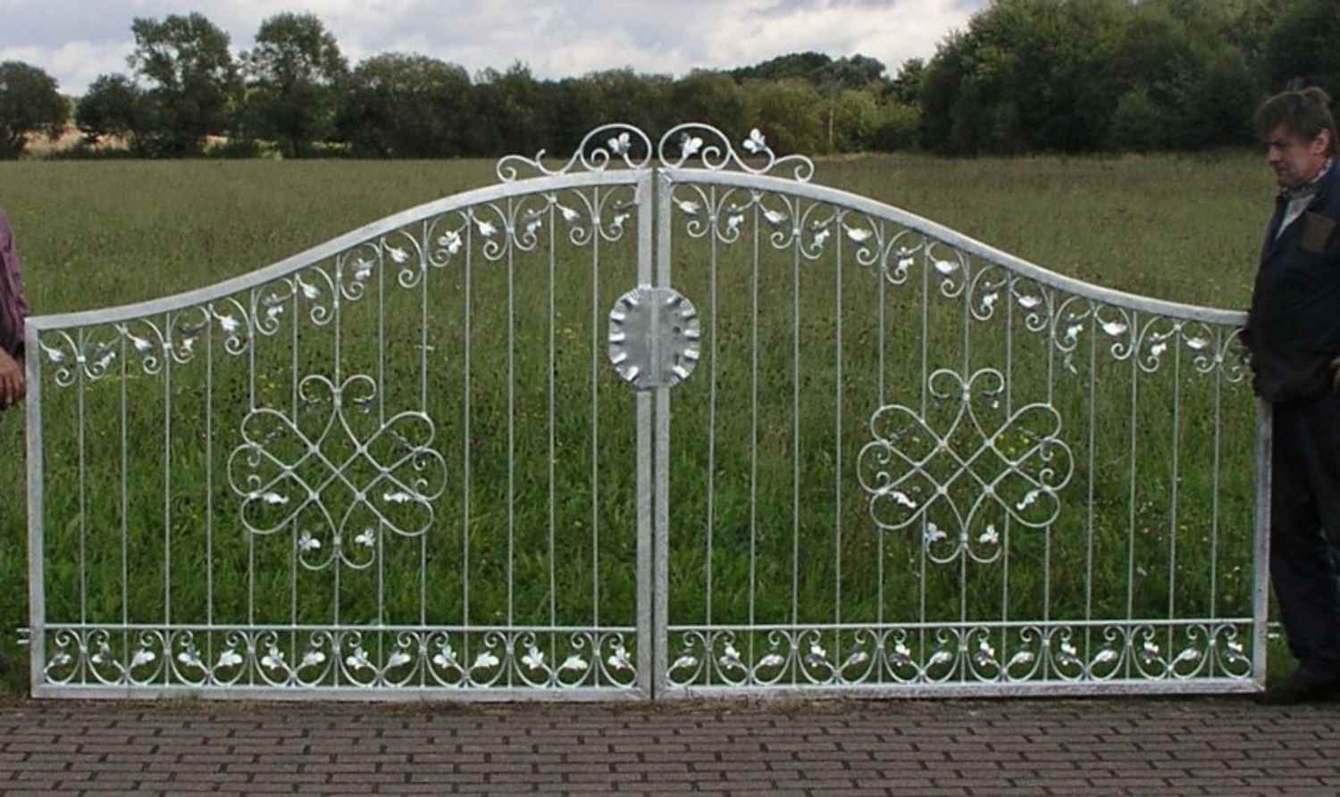 Gartentor Hoftor Tor Monaco-GT450/100S-BB Rost Blickdicht mit Winkelrahmen Gartentor Hoftor Tor Monaco-GT450/100S-BB Rost Blickdicht mit Winkelrahmen