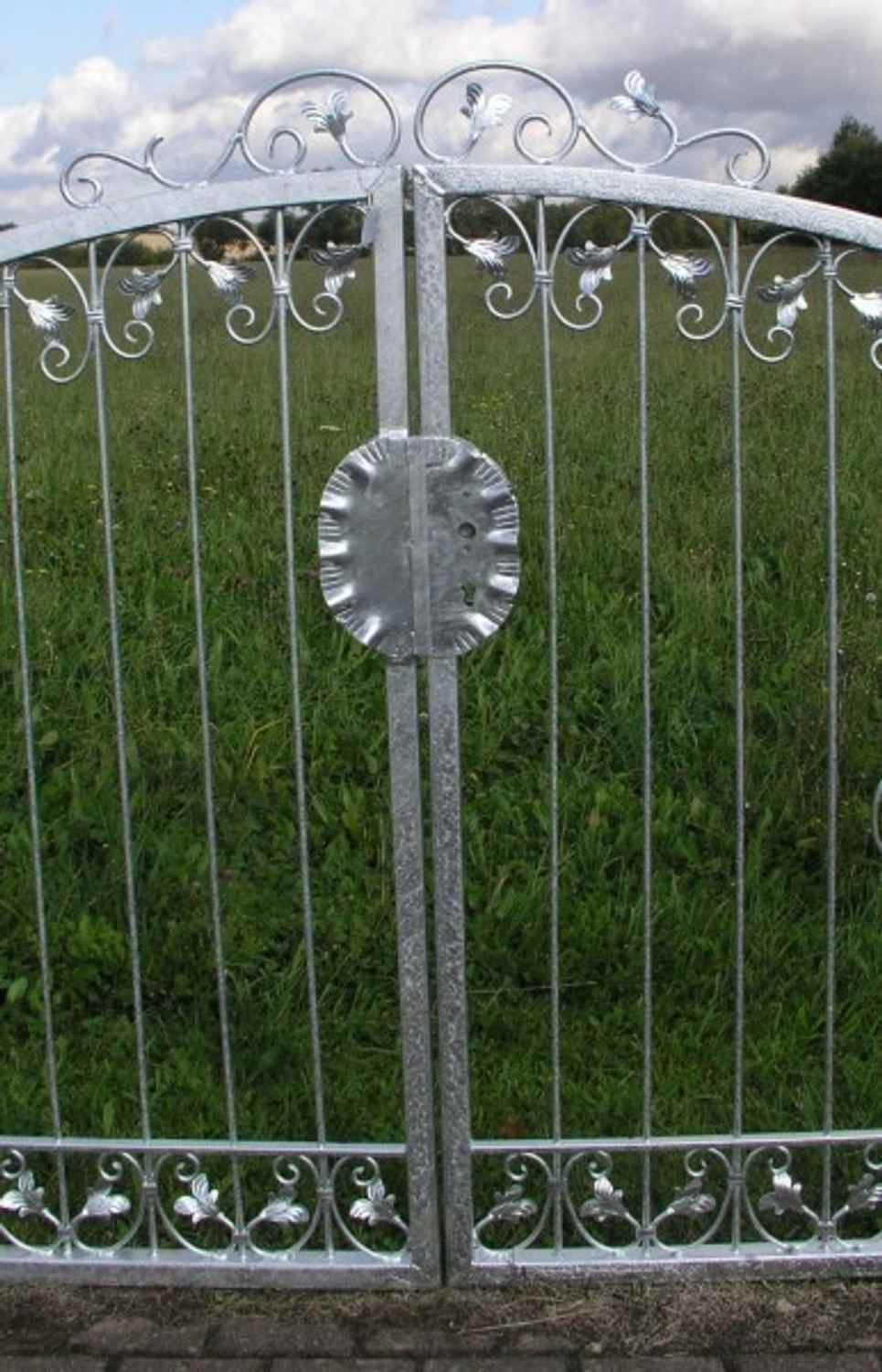 Gartentor Hoftor Tor Monaco-GT450/100S-BB Rost Blickdicht mit Winkelrahmen Gartentor Hoftor Tor Monaco-GT450/100S-BB Rost Blickdicht mit Winkelrahmen