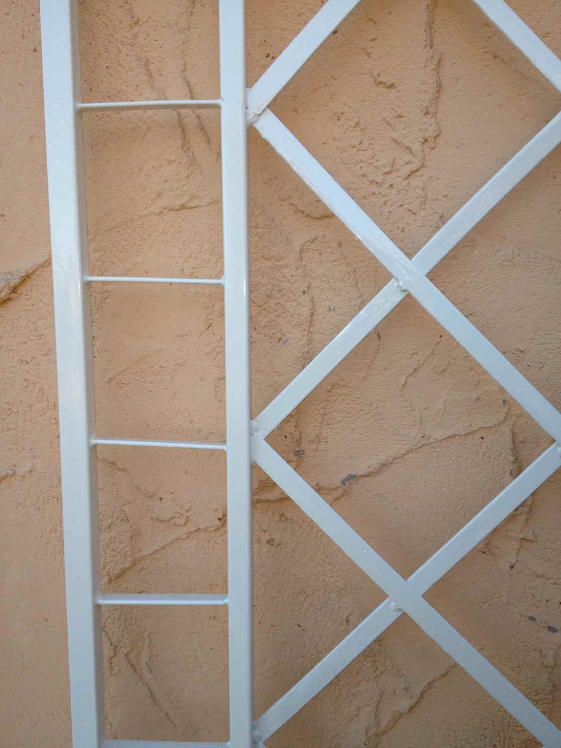 Metall Eisen Rankgitter Spalier Rankhilfe Wandgitter Meran 40 / 175 VW Feuer Verzinkt weiß Duplex HQ