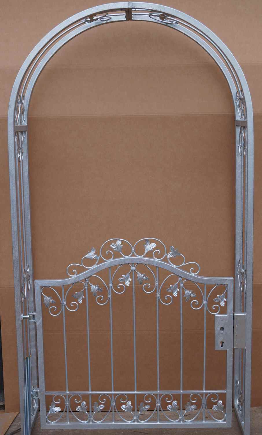 Tor Gartentür Pforte Rosenbogen Tür Monaco-RBGT-RBS 100/100/40 Schloss Verzinkt Tor Gartentür Pforte Rosenbogen Tür Monaco-RBGT-RBS 100/100/40 Schloss Verzinkt