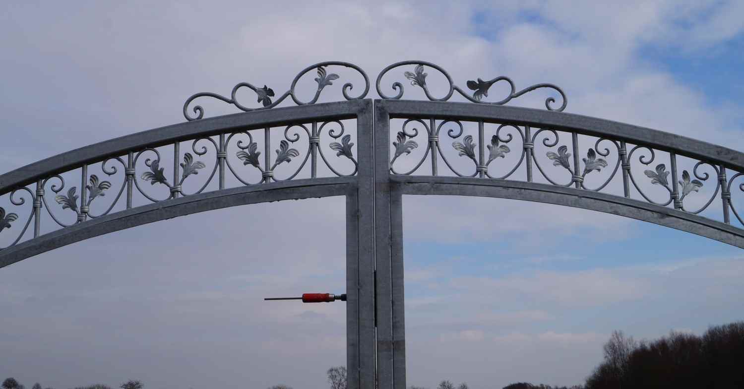 Gartentor Hoftor Tor Metall MonacoGT300 / 230 BB Blickdicht