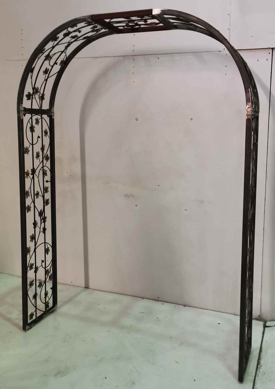 Rundbogen Laubengang MASSIV 30 ROHR Rosenbogen Bachus-RB 160/220 Roh Rost Rostig Rundbogen Laubengang MASSIV 30 ROHR Rosenbogen Bachus-RB 160/220 Roh Rost Rostig