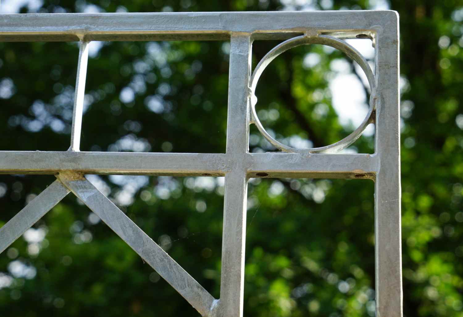 Metall Eisen Spalier Rankgitter Rankhilfe Wandgitter Meran 80 FEUER Verzinkt