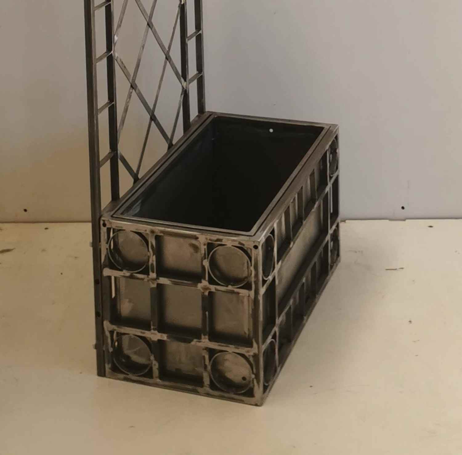 Rankgitter Pflanzenkasten Pflanzkübel Sichtschutz Spalier Campano 60 Edel Rost Rankgitter Pflanzenkasten Pflanzkübel Sichtschutz Spalier Campano 60 Edel Rost