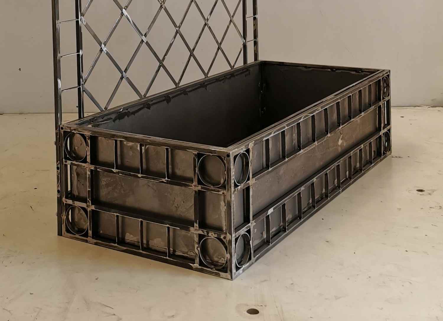 Rankgitter Pflanzenkasten Pflanzkübel Sichtschutz Campano 100 Feuer Verzinkt Rankgitter Pflanzenkasten Pflanzkübel Sichtschutz Campano 100 Feuer Verzinkt