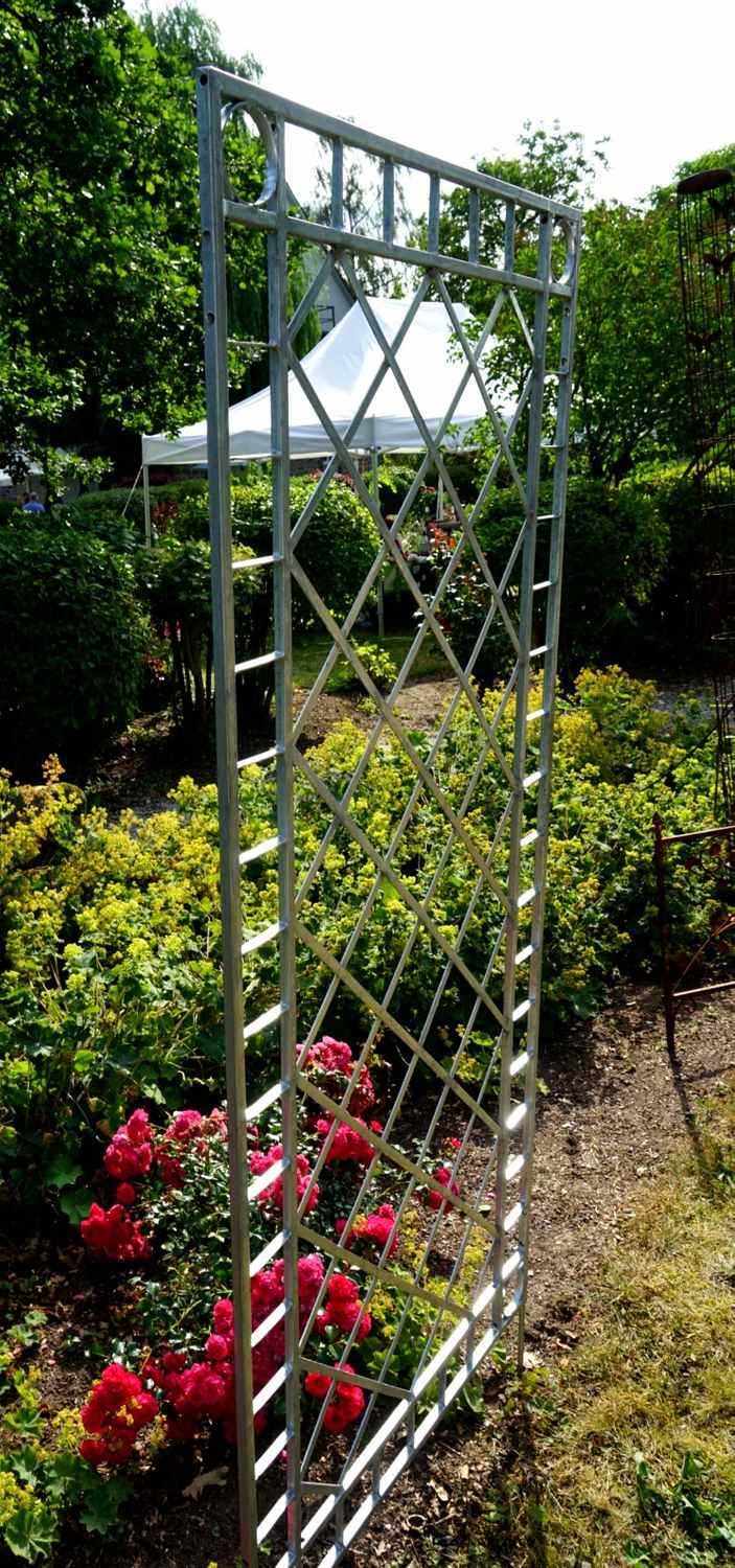 Metall Eisen Spalier Rankgitter Rankhilfe Wandgitter Meran 100 200 FEUER Verzinkt Metall Eisen Spalier Rankgitter Rankhilfe Wandgitter Meran 100 200 FEUER Verzinkt