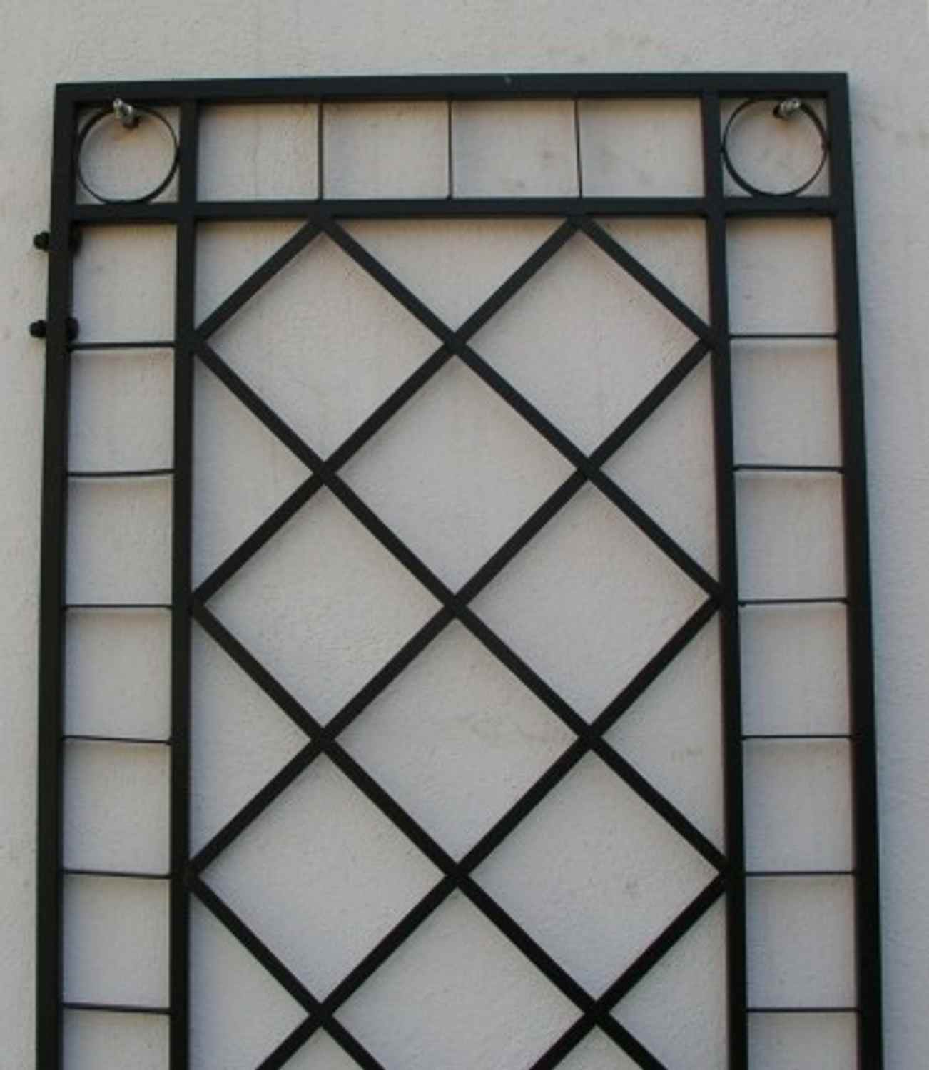 Rankgitter Spalier Rankhilfe Wandgitter Meran 60 Feuer Verzinkt schwarz DUPLEX  Rankgitter Spalier Rankhilfe Wandgitter Meran 60 Feuer Verzinkt schwarz DUPLEX