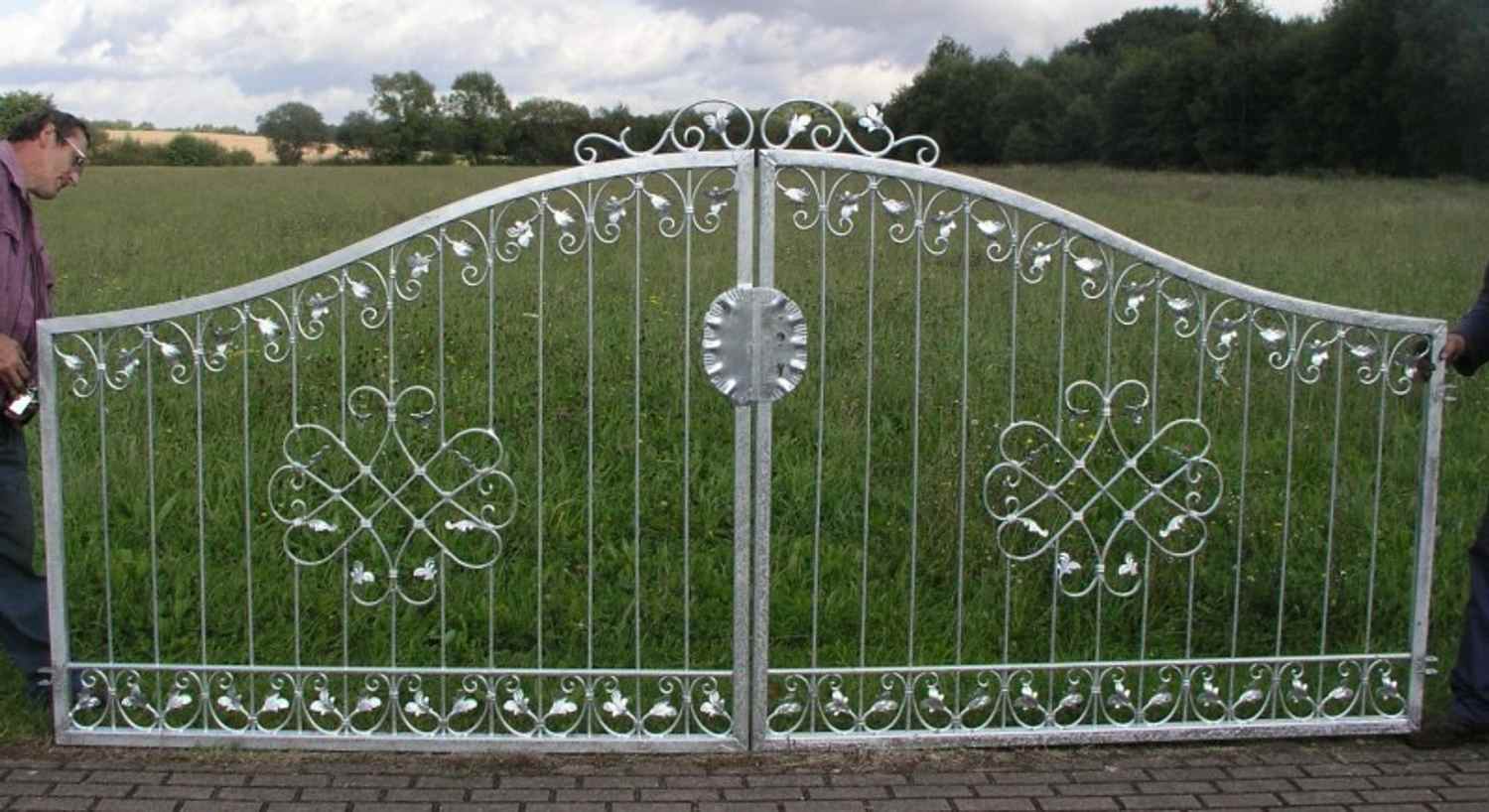 Gartentor Hoftor Einfahrtstor Monaco-GT Auswahl Pulverbeschichtet Gartentor Hoftor Einfahrtstor Monaco-GT Auswahl Pulverbeschichtet