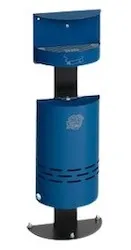 Abfallbehälter mit Ascher und Schutzdach auf breitem Standfuß zur Bodenbefestigung in der Farbe Enzianblau