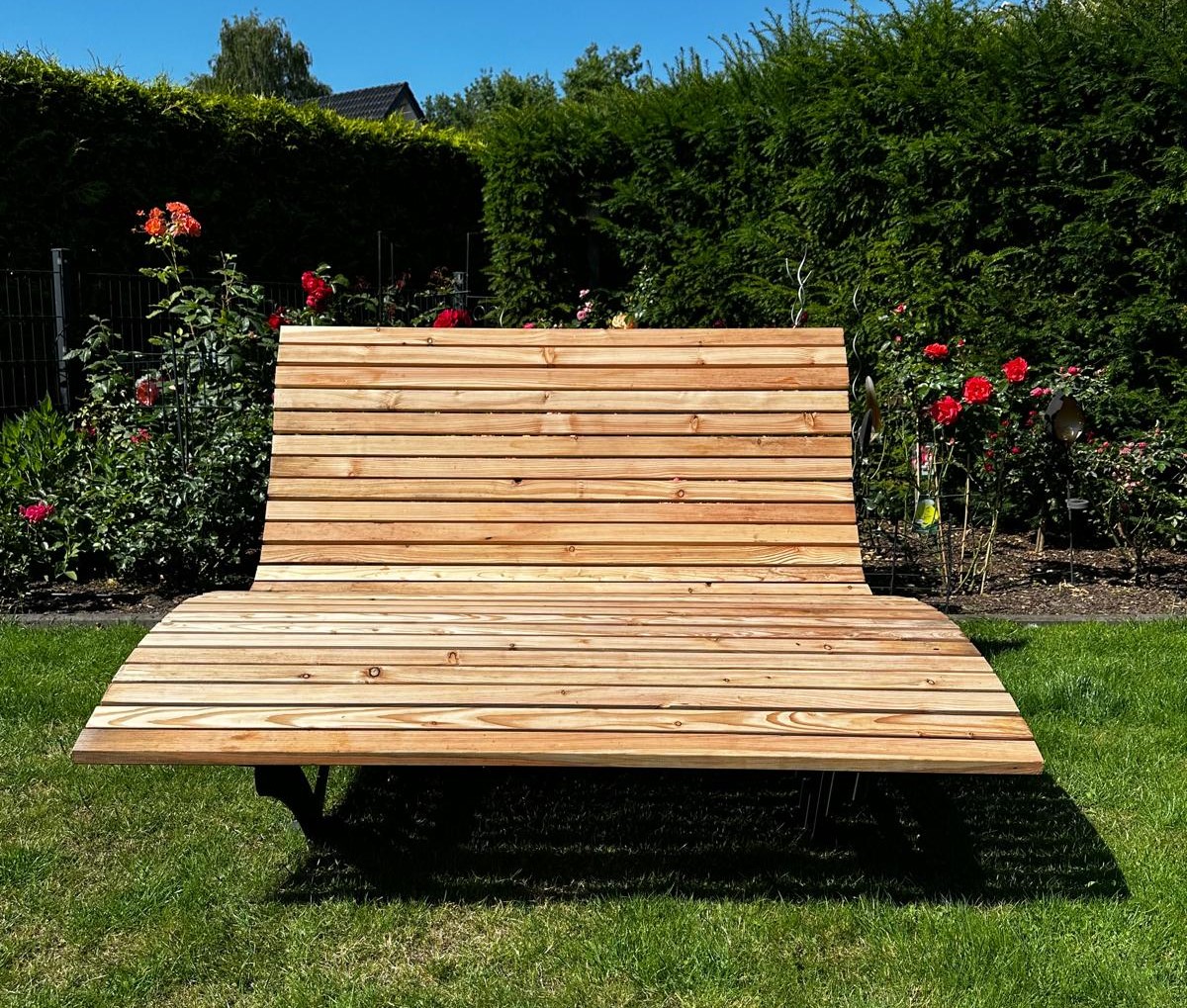 Relaxliege hot Gartenliege Holzliege Wellenliege Wellenbank Waldsofa