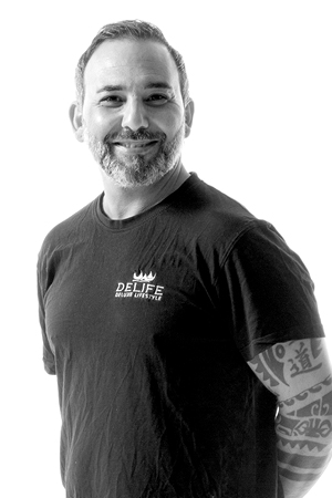 Mitarbeiter Ömür