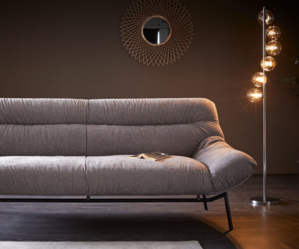 ES Brand - Sofa in einen Wohnzimmer