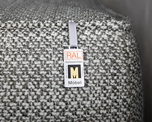 W. Marque de qualité certifiée SCHILLIG sur le produit