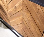 21009-Sideboard-Famke-175x45-cm-Exotic-Wood-Fishbone-Gestell-Schwarz-4-Tueren_4.jpg