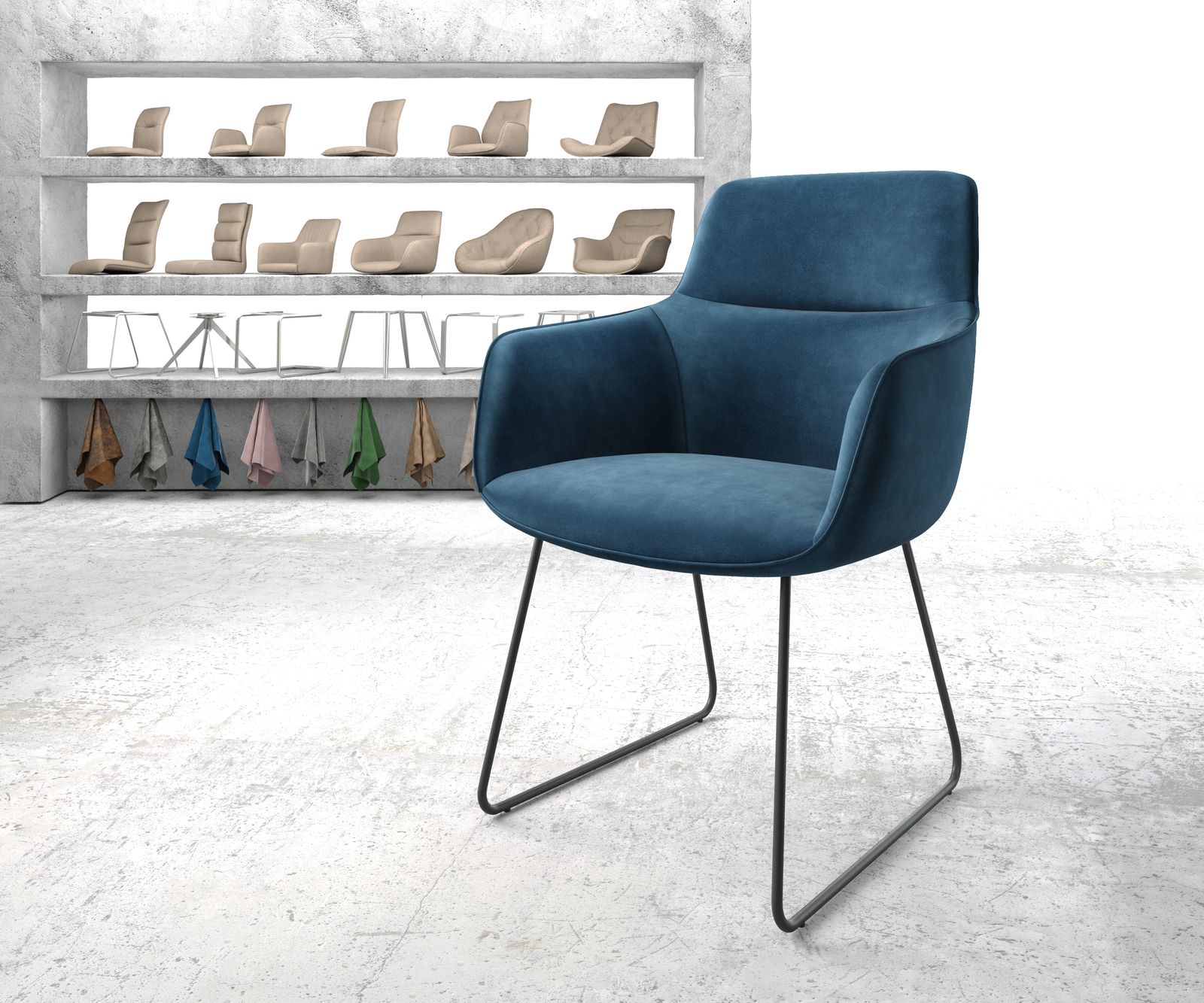 Chaise-de-salle-à-manger Pejo-Flex bleu velours cadre croisé noir