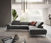 25125-Ecksofa-Floyd-300x230-Grau-Ottomane-rechts-Kopfteilverstellung-by-W--Schillig_15.jpg