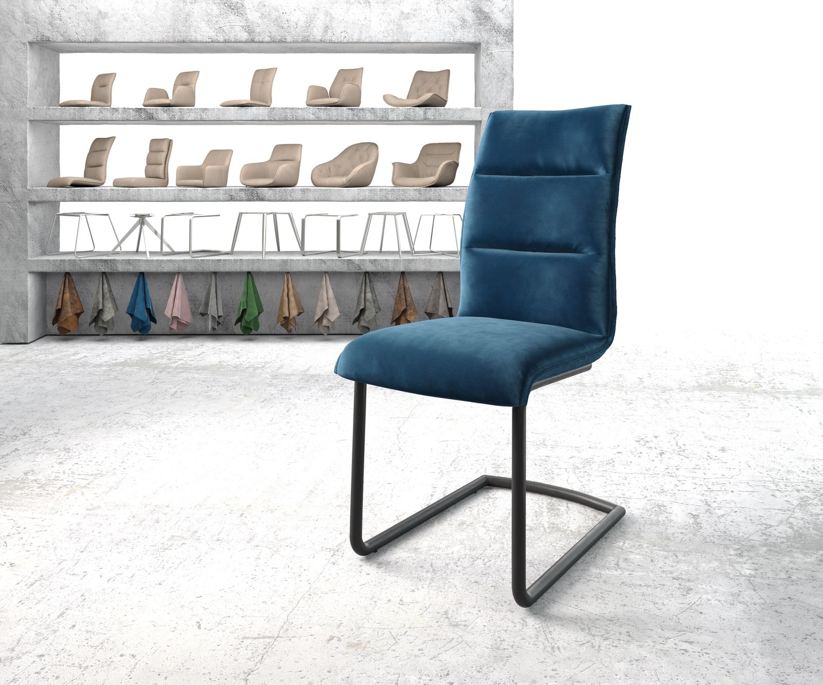 Chaise-de-salle-à-manger Xantus-Flex bleu velours cantilever rond noir