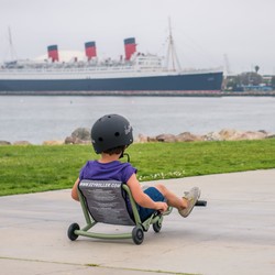 EzyRoller Classic GoKart – Kind lenkt das Fahrzeug durch Körperbewegung