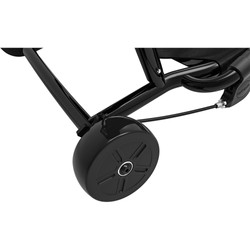 EzyRoller Pro X schwarz Detail der Bremsmechanik am schwarzen Pro X Kinderfahrzeug präzise verbaut