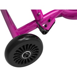 EzyRoller Classic X pink Detailaufnahme der Handbremse beim pinken Bewegungsspielzeug